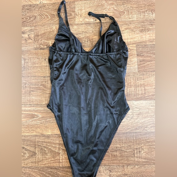 Women's Satin Deep V Neck Sleeveless BodysuitSnap Crotch Thong LeotardUnderwire - Picture 7 of 7